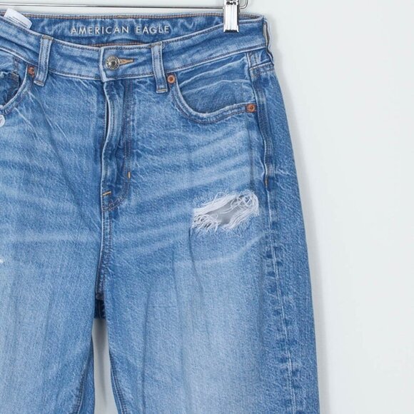 American Eagle Straight Leg Distressed Mom Jeans Women's Size 4 Regular‎ - Picture 2 of 8